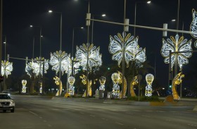 بلدية مدينة أبوظبي تزين شوارع جزيرة أبوظبي والمدن الخارجية بآلاف اللوحات الضوئية احتفاءً بعيد الأضحى