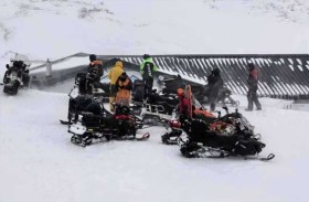 سياح انقطع بهم الاتصال إثر عاصفة في روسيا 