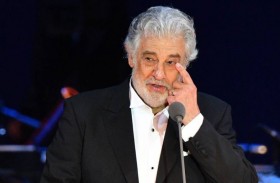 دومينجو يعتذر بعد مزاعم تحرش 