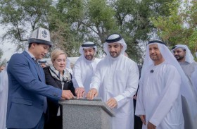 سلطان بن أحمد القاسمي يضع حجر أساس مشروعي مستوصف الريح المرسلة وشبكة مياه الشرب في قيرغيزستان