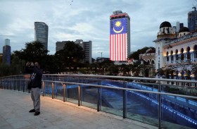 ماليزيا تسجل قفزة قياسية في إصابات كورونا ومخاوف من إغلاق جديد 