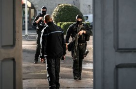 فرنسا توقف عنصراً سابقاً في المخابرات السورية