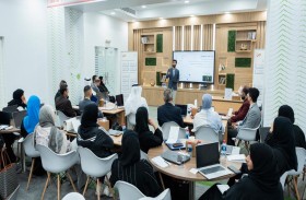 خليفة التربوية  : الذكاء الاصطناعي طريق التعليم نحو الإبداع والريادة والابتكار