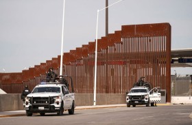 «لوموند»: سياسة الهجرة لترامب تُثير استياء الكنيسة الكاثوليكية الأمريكية