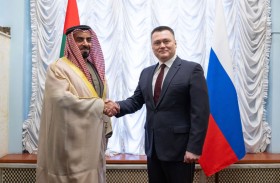 سيف بن زايد يلتقي في موسكو المدعي العام الروسي