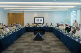 اللجنة العليا المنظمة لـ (آيدكس ونافدكس 2025) تبحث آخر الاستعدادات