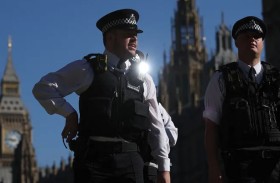 شرطة لندن تعتقل ضابطاً متنكراً أثناء عملية سرية