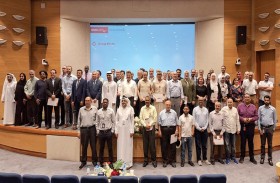 كلية الهندسة بجامعة الإمارات تكرم أصحاب الإنجازات