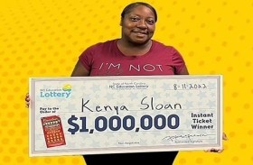 تفوز بجائزتين بالملايين خلال أشهر قليلة