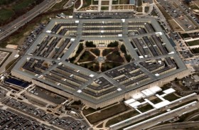 البنتاغون يطلب تعزيز الإمدادات من 13 معدناً قبل الهجوم على إيران