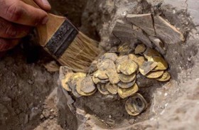 أرادوا تنظيف المنزل فاكتشفوا الكنز الدفين