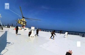 خطأ كارثي جديد.. بايدن يجازف بتقوية الحوثيين أكثر في اليمن