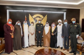 البرهان يطلع على المشاريع التنموية لهيئة آل مكتوم الخيرية بالسودان