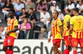 لنس يرفض إرجاء مباراته  مع سان جرمان 