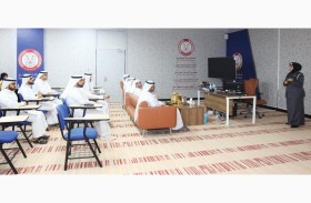  شرطة أبوظبي تناقش كتاب «حياة في الإدارة» تزامناً مع شهر القراءة  