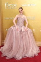 الممثلة الروسية أناستاسيا فيدكو لدى حضورها حفل توزيع جوائز الممثلين السنوي في لوس أنجلوس.ا ف ب