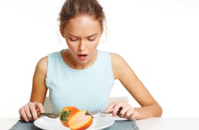 قبل تقشيرها.. 7 فوائد تدفعك لتناول الكاكا كاملة