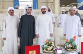 ماجد بن سعود المعلا يشهد منافسات اليوم الثالث من مهرجان أم القيوين لسباقات الهجن