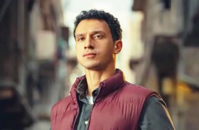 عصام عمر فني كاميرات يخوض رحلة لكشف ملفات فساد في مسلسل «عين سحرية»